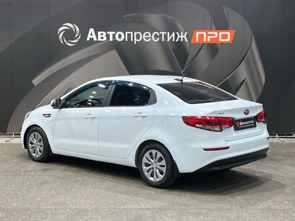 Kia Rio III Рестайлинг с пробегом 2017 года, цена 890 000 рублей, 147520 км, седан, Автокод Объявления