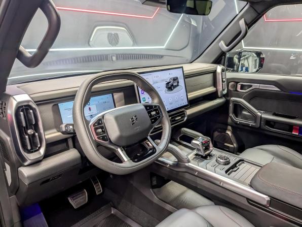 JETOUR T2 с пробегом 2025 года, цена 3 820 000 рублей, 7488 км, внедорожник, Автокод Объявления