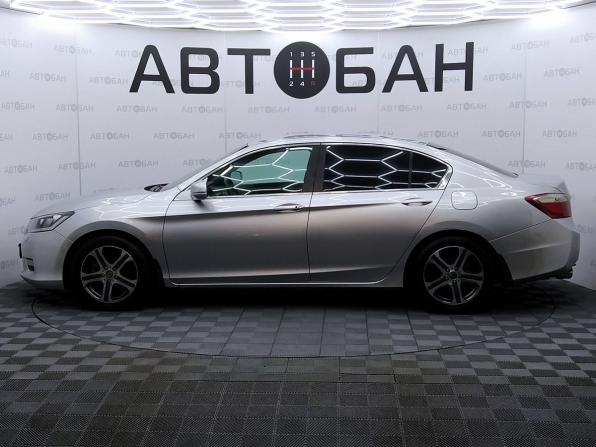 Honda Accord IX с пробегом 2013 года, цена 1 200 000 рублей, 354699 км, седан, Автокод Объявления