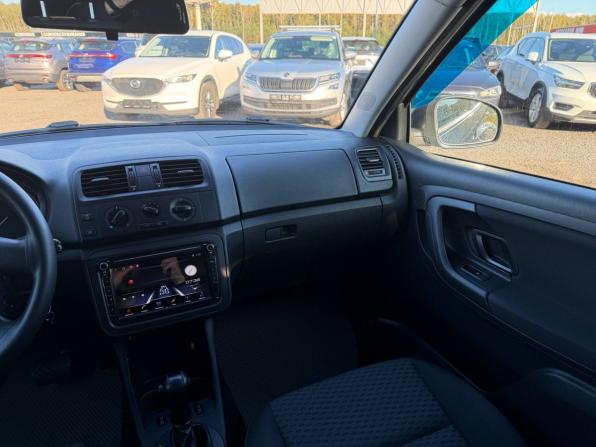 Skoda Fabia II Рестайлинг с пробегом 2012 года, цена 640 000 рублей, 150242 км, хэтчбек, Автокод Объявления