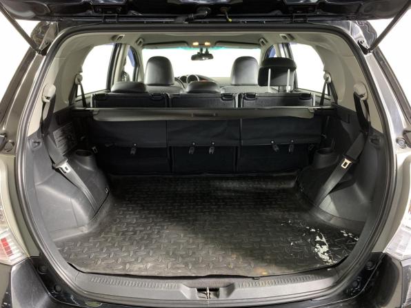 Toyota Verso I Рестайлинг с пробегом 2012 года, цена 860 000 рублей, 272708 км, компактвэн, Автокод Объявления
