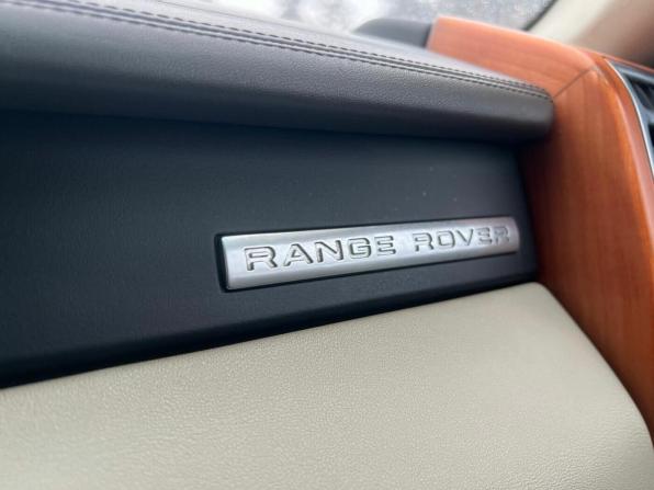 Land Rover Range Rover III Рестайлинг 2 с пробегом 2012 года, цена 1 765 000 рублей, 236203 км, внедорожник, Автокод Объявления