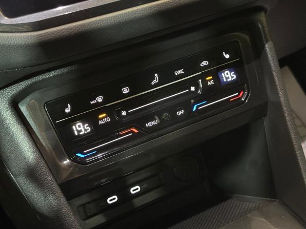 Volkswagen Tiguan II Рестайлинг с пробегом 2021 года, цена 2 999 000 рублей, 99525 км, внедорожник, Автокод Объявления