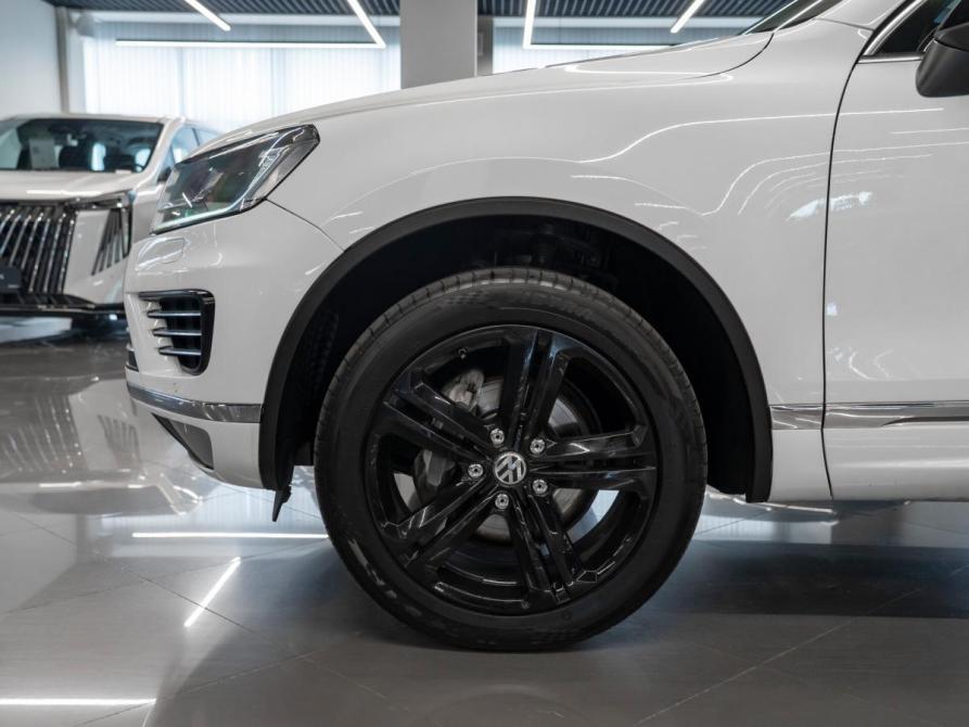Volkswagen Touareg II Рестайлинг Москва  - изображение 31
