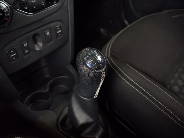 Renault Logan II с пробегом 2014 года, цена 499 995 рублей, 140850 км, седан, Автокод Объявления