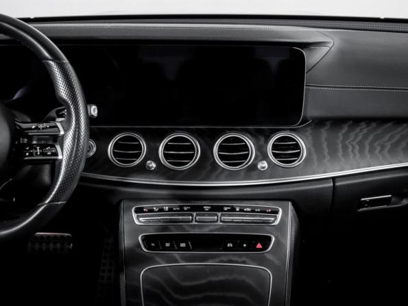 Mercedes-Benz E-Класс V (W213 S213 C238) Рестайлинг с пробегом 2020 года, цена 5 800 000 рублей, 102292 км, седан, Автокод Объявления
