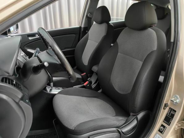 Hyundai Solaris I с пробегом 2012 года, цена 668 000 рублей, 130000 км, хэтчбек, Автокод Объявления