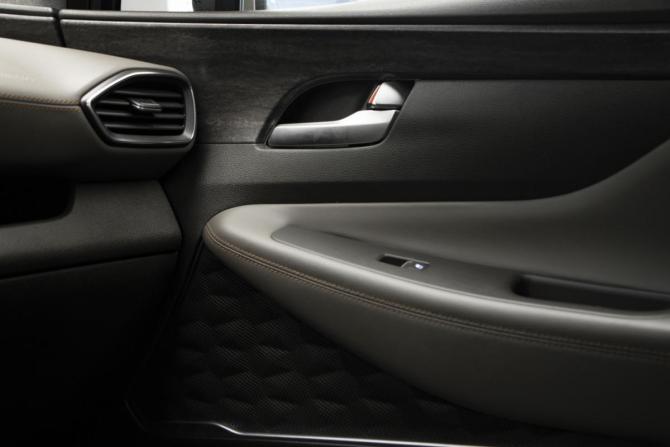 Hyundai Santa Fe IV с пробегом 2019 года, цена 2 900 000 рублей, 94764 км, внедорожник, Автокод Объявления