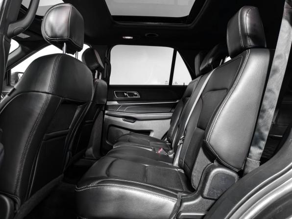 Ford Explorer V Рестайлинг с пробегом 2017 года, цена 2 490 000 рублей, 142892 км, внедорожник, Автокод Объявления