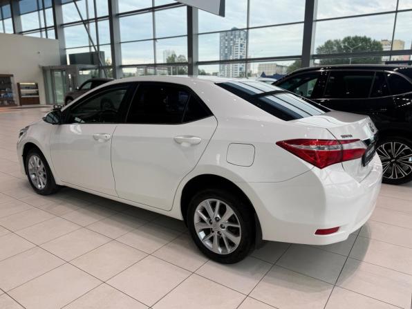 Toyota Corolla XI (E160 E170 E180) с пробегом 2014 года, цена 1 145 000 рублей, 268470 км, седан, Автокод Объявления