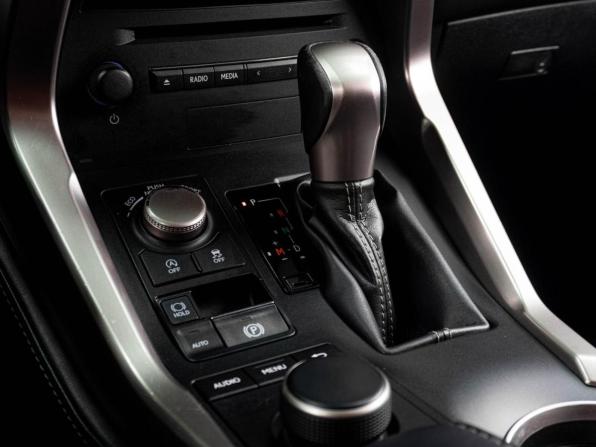 Lexus NX I с пробегом 2015 года, цена 2 759 000 рублей, 114629 км, внедорожник, Автокод Объявления