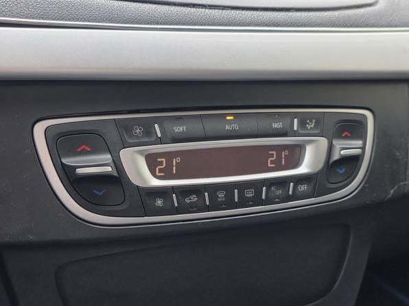 Renault Fluence I с пробегом 2010 года, цена 595 000 рублей, 198256 км, седан, Автокод Объявления