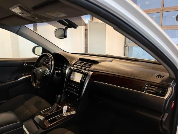 Toyota Camry VII (XV50) Рестайлинг с пробегом 2017 года, цена 1 798 400 рублей, 230312 км, седан, Автокод Объявления