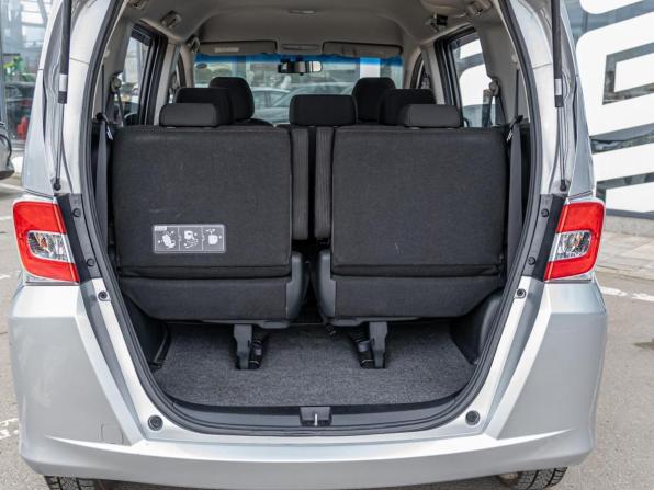 Honda Freed I Рестайлинг с пробегом 2014 года, цена 1 130 000 рублей, 145566 км, компактвэн, Автокод Объявления