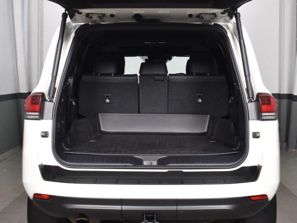 Toyota Land Cruiser 300 Series с пробегом 2022 года, цена 9 499 995 рублей, 46639 км, внедорожник, Автокод Объявления