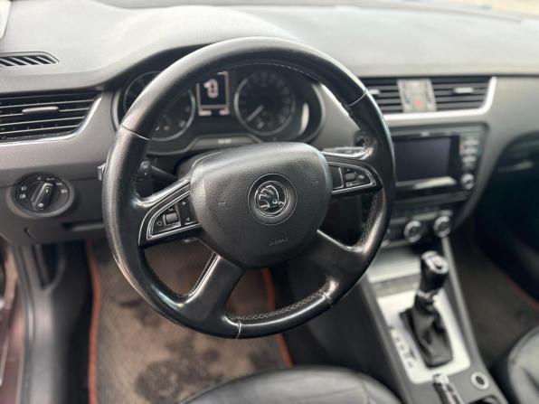 Skoda Octavia III (A7) с пробегом 2013 года, цена 1 020 000 рублей, 308814 км, лифтбек, Автокод Объявления