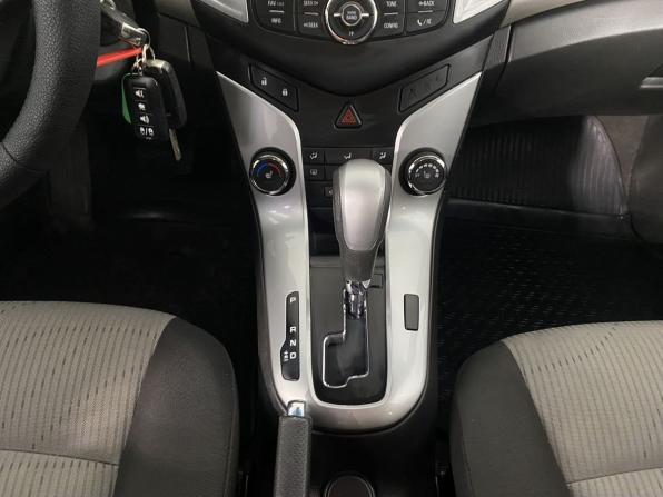Chevrolet Cruze I Рестайлинг с пробегом 2014 года, цена 800 000 рублей, 129118 км, хэтчбек, Автокод Объявления