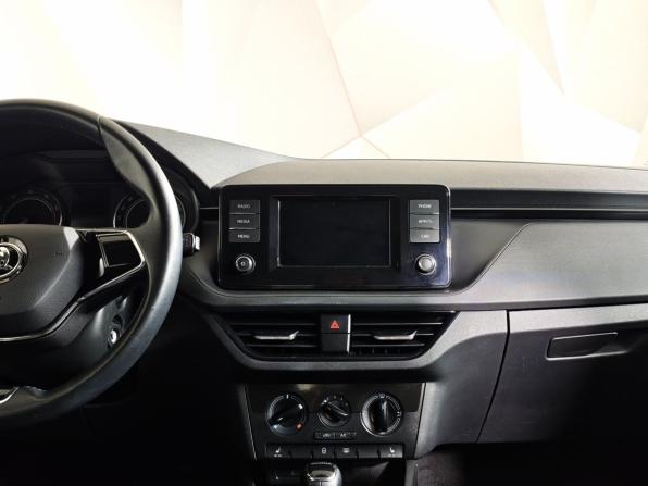 Skoda Rapid II с пробегом 2022 года, цена 1 699 000 рублей, 102068 км, лифтбек, Автокод Объявления
