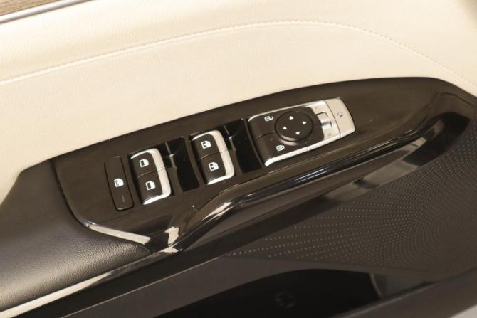 Kia K5 III с пробегом 2021 года, цена 2 849 000 рублей, 90000 км, седан, Автокод Объявления
