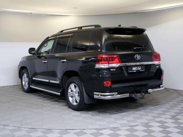 Toyota Land Cruiser 200 Series Рестайлинг 2 с пробегом 2018 года, цена 7 990 000 рублей, 51985 км, внедорожник, Автокод Объявления