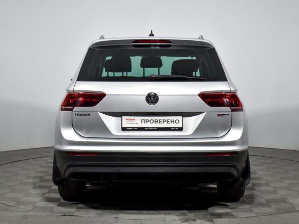 Volkswagen Tiguan II с пробегом 2018 года, цена 2 790 000 рублей, 59000 км, внедорожник, Автокод Объявления