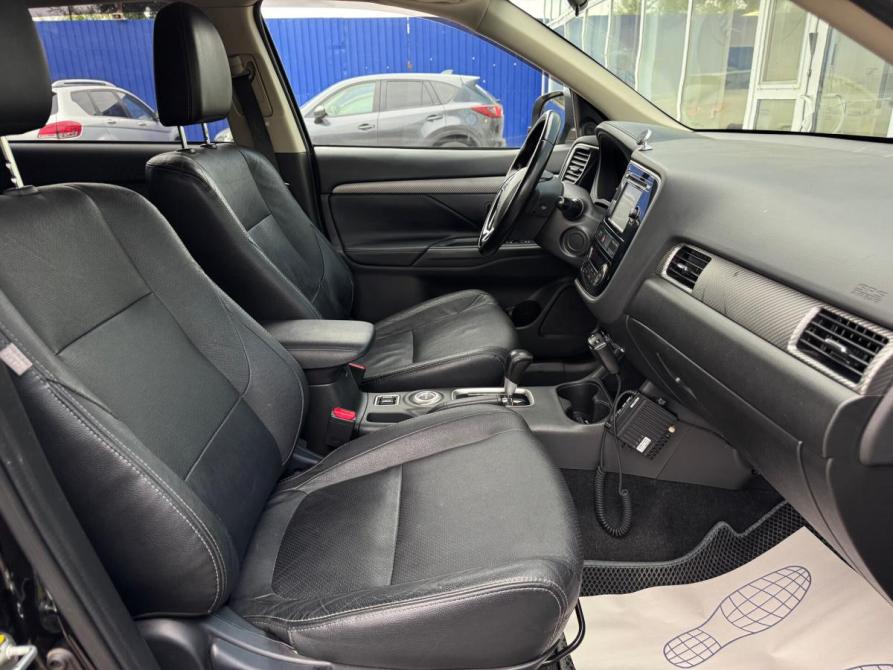 Mitsubishi Outlander III Рестайлинг 2 Ульяновск  - изображение 12