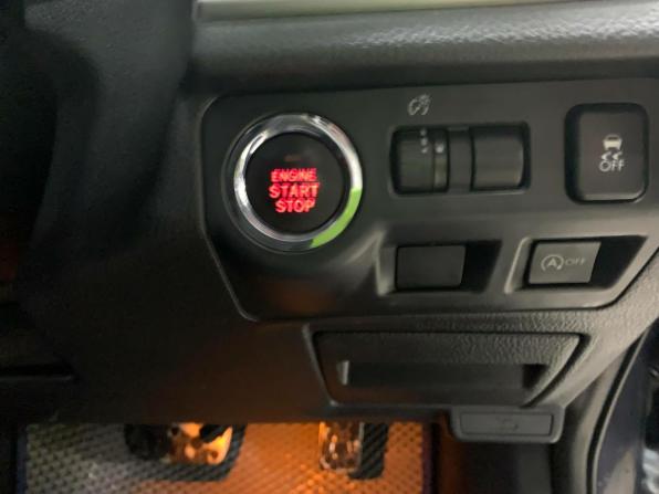 Subaru XV I с пробегом 2013 года, цена 1 030 000 рублей, 216704 км, внедорожник, Автокод Объявления