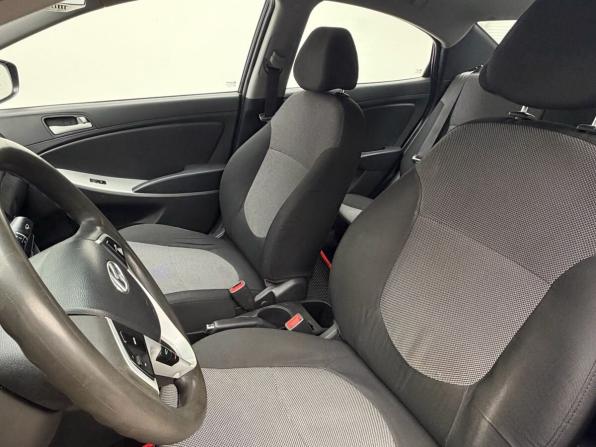 Hyundai Solaris I с пробегом 2013 года, цена 725 000 рублей, 125098 км, седан, Автокод Объявления