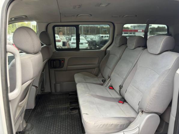 Hyundai H-1 II с пробегом 2008 года, цена 895 000 рублей, 454000 км, минивэн, Автокод Объявления