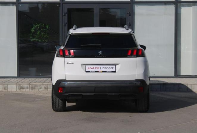Peugeot 3008 II с пробегом 2018 года, цена 1 890 000 рублей, 120769 км, внедорожник, Автокод Объявления