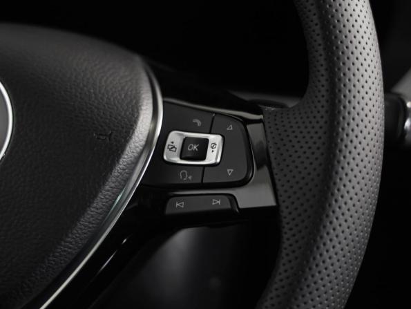Volkswagen Tiguan II с пробегом 2017 года, цена 2 299 000 рублей, 164630 км, внедорожник, Автокод Объявления