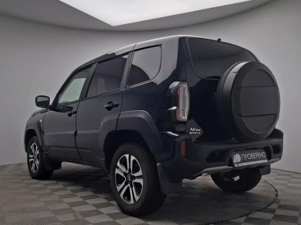 Lada (ВАЗ) Niva Travel I с пробегом 2024 года, цена 1 102 000 рублей, 34237 км, внедорожник, Автокод Объявления