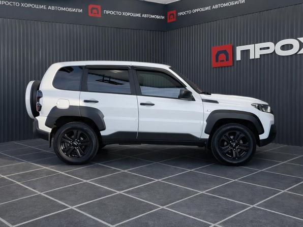 Lada (ВАЗ) Niva Travel I с пробегом 2023 года, цена 1 097 000 рублей, 23475 км, внедорожник, Автокод Объявления