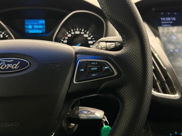 Ford Focus III Рестайлинг с пробегом 2018 года, цена 649 000 рублей, 241470 км, универсал, Автокод Объявления