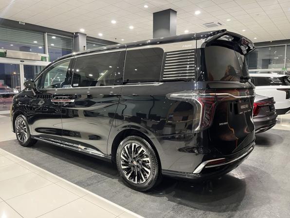 Новый Hongqi HQ9 2025 года, цена 7 350 000 рублей, минивэн, Автокод Объявления