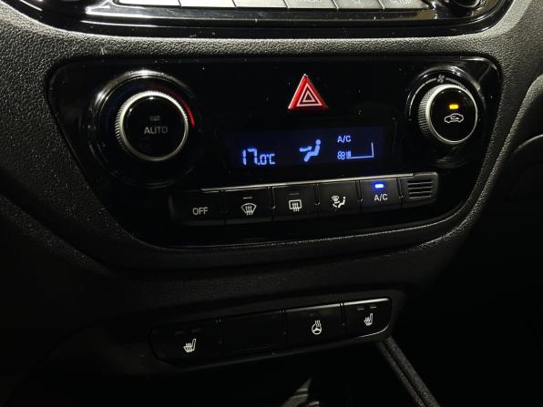 Hyundai Solaris II Рестайлинг с пробегом 2021 года, цена 1 300 000 рублей, 109052 км, седан, Автокод Объявления