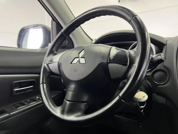 Mitsubishi ASX I с пробегом 2012 года, цена 729 000 рублей, 329362 км, внедорожник, Автокод Объявления