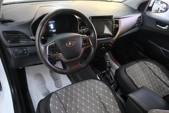 Hyundai Solaris II Рестайлинг с пробегом 2021 года, цена 1 259 000 рублей, 162000 км, седан, Автокод Объявления