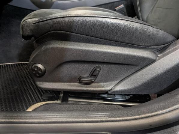 Mercedes-Benz E-Класс V (W213 S213 C238) с пробегом 2020 года, цена 4 055 000 рублей, 81776 км, седан, Автокод Объявления