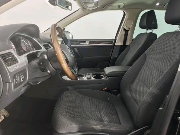 Volkswagen Touareg II Рестайлинг с пробегом 2015 года, цена 2 139 000 рублей, 151000 км, внедорожник, Автокод Объявления