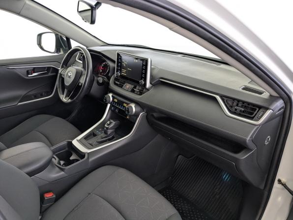 Toyota RAV4 V (XA50) с пробегом 2021 года, цена 3 210 000 рублей, 68974 км, внедорожник, Автокод Объявления
