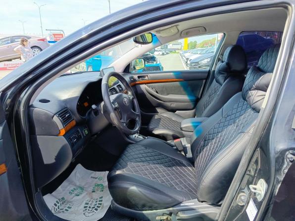 Toyota Avensis II Рестайлинг с пробегом 2006 года, цена 650 000 рублей, 297791 км, седан, Автокод Объявления