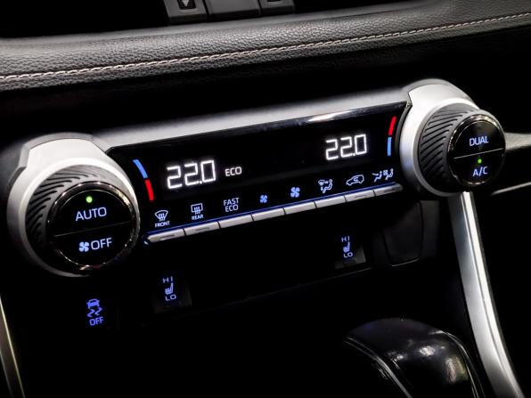 Toyota RAV4 V (XA50) с пробегом 2020 года, цена 2 990 000 рублей, 80457 км, внедорожник, Автокод Объявления