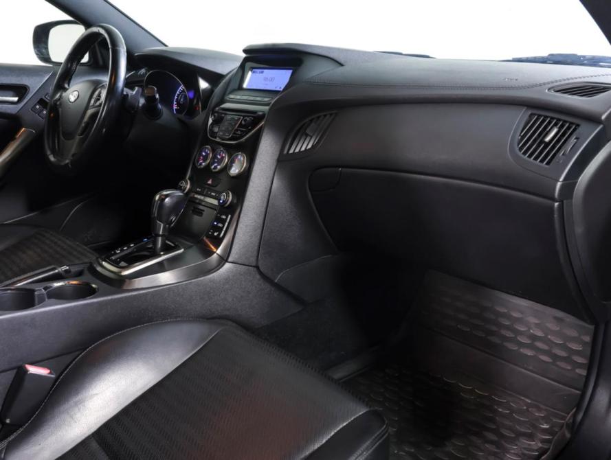Hyundai Genesis Coupe I Рестайлинг Москва  - изображение 10