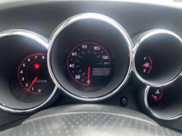 Toyota Matrix I (E130) с пробегом 2005 года, цена 520 000 рублей, 230000 км, хэтчбек, Автокод Объявления