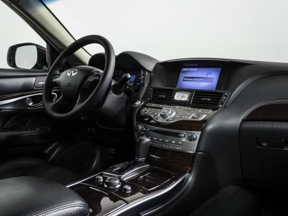 Infiniti Q70 I Рестайлинг с пробегом 2015 года, цена 1 799 000 рублей, 251634 км, седан, Автокод Объявления