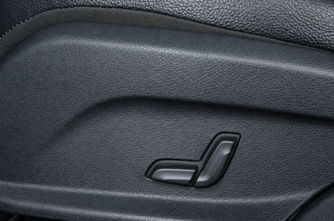 Mercedes-Benz E-Класс V (W213 S213 C238) с пробегом 2018 года, цена 2 749 000 рублей, 160000 км, седан, Автокод Объявления