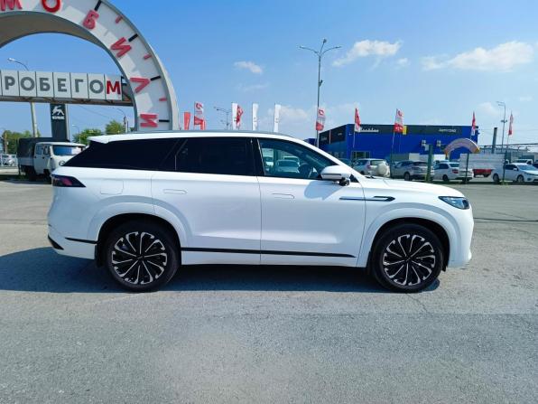 Jaecoo J8 с пробегом 2024 года, цена 3 369 995 рублей, 35832 км, внедорожник, Автокод Объявления
