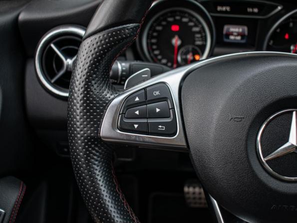 Mercedes-Benz CLA I (C117 X117) Рестайлинг с пробегом 2016 года, цена 2 120 000 рублей, 98168 км, седан, Автокод Объявления