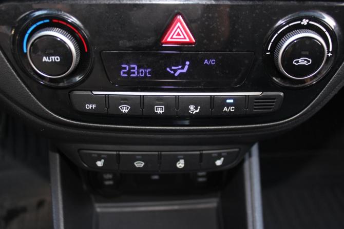 Hyundai Solaris II Рестайлинг с пробегом 2020 года, цена 1 760 000 рублей, 53985 км, седан, Автокод Объявления